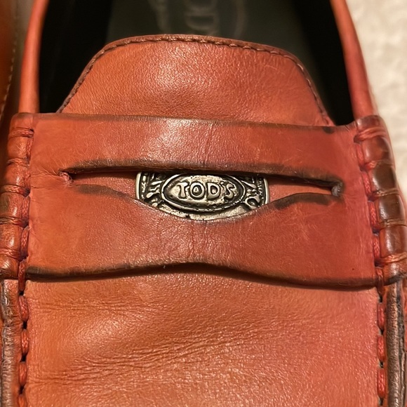 Tod’s women’s gommino driving loafers size 7.5 - Picture 7 of 8